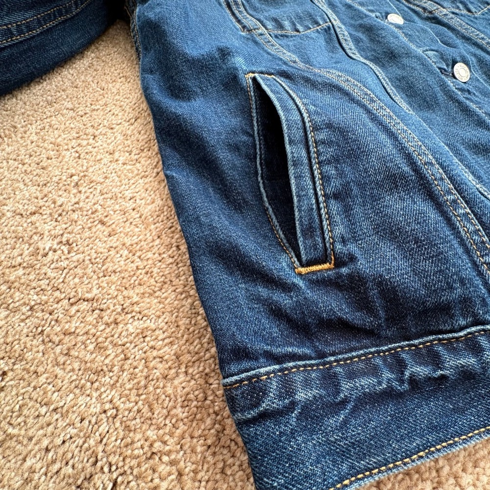 Gap Denim Jacket Ladies Large Tall Dark Wash Blue Cotton Trucker Jacket EUC - Picture 4 of 15